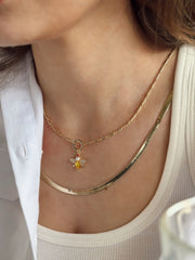 Honeybee Charm Kolye